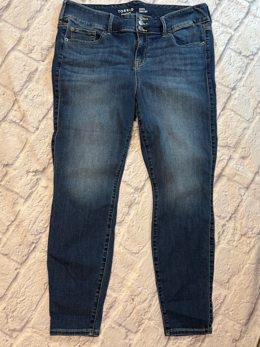 Torrid Dark Wash Stretch Skinny Jeans Super Soft 18R